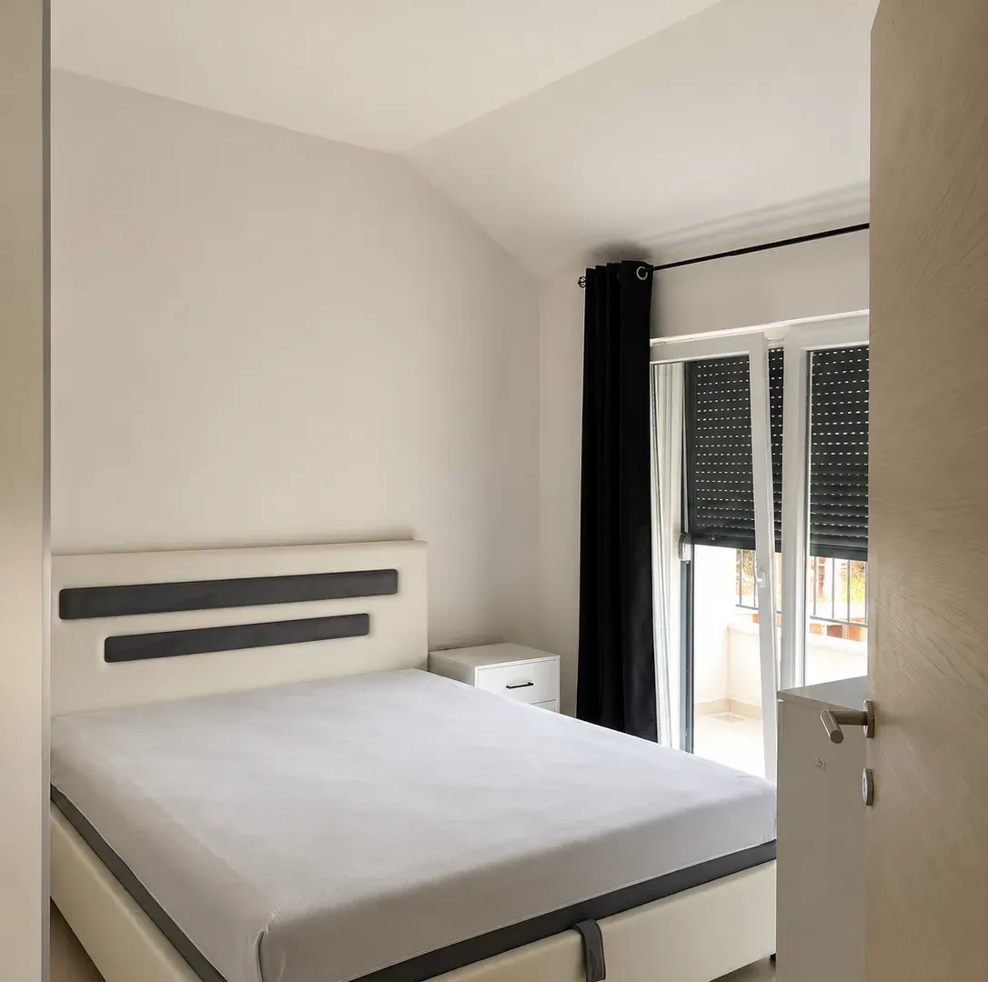 Izdavanje, jednosoban stan, 45m², Zagorič, Podgorica