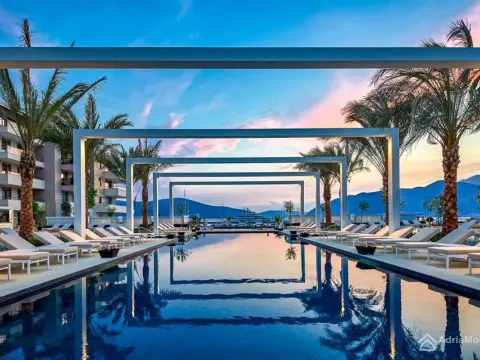 Prodaja, garsonjera, 42m², Porto Montenegro, Tivat - image 7