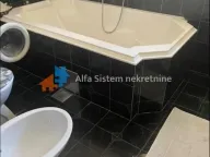 Izdavanje, četvorosoban stan, 120m², Savski Venac, Beograd - image 14