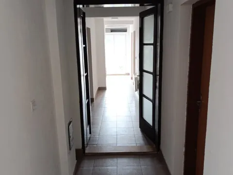 Rent, four bedroom apartment, 100m², Podi, Herceg Novi - image 2