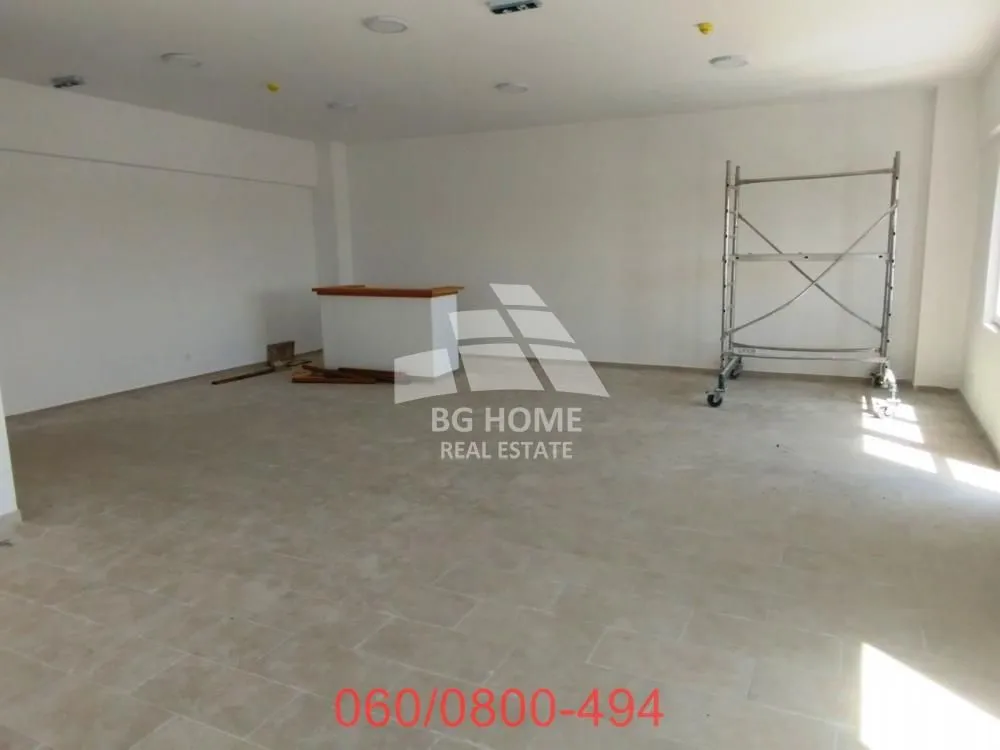 Sale, office space, 2318m², Dobanovci, Surčin