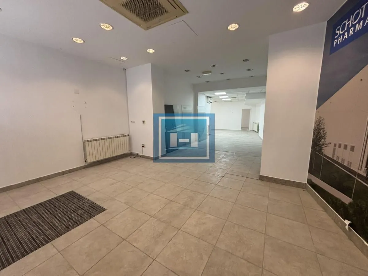 Rent, office space, 171m², Centar, Jagodina