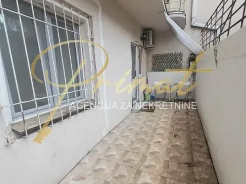 Sale, two bedroom apartment, 37m², Stari Grad, Beograd - image 10