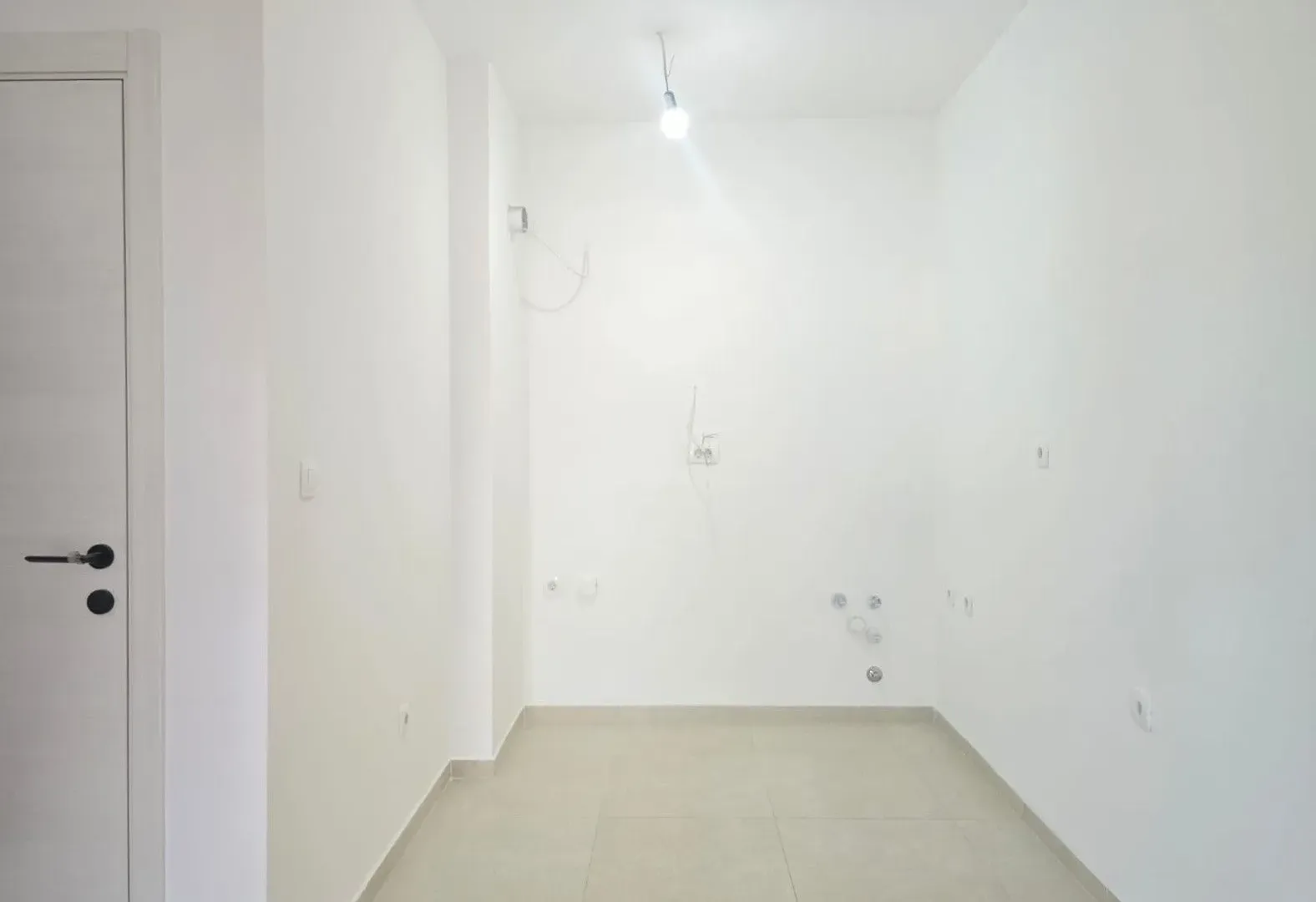 Prodaja, jednosoban stan, 43m², Stari Aerodrom, Podgorica
