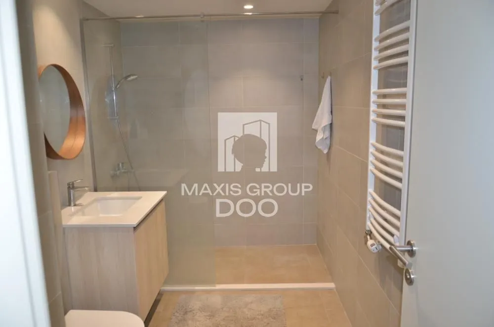 Sale, three bedroom apartment, 82m², Savski Venac, Beograd