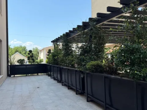 Prodaja, trosoban stan, 139m², Donja Gorica, Podgorica - image 12