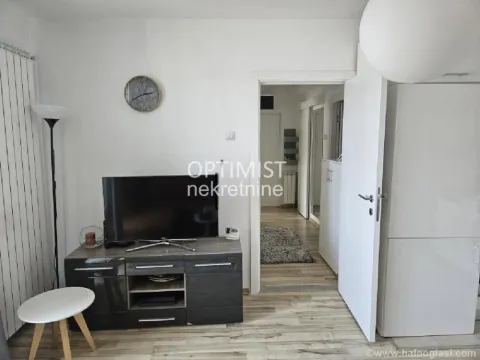 Prodaja, dvosoban stan, 55m², Novi Beograd Blok 60, Novi Beograd Sve Podlokacije - image 1