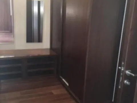 Izdavanje, trosoban stan, 240m², Kalenić Pijaca, Vračar Sve Podlokacije - image 8