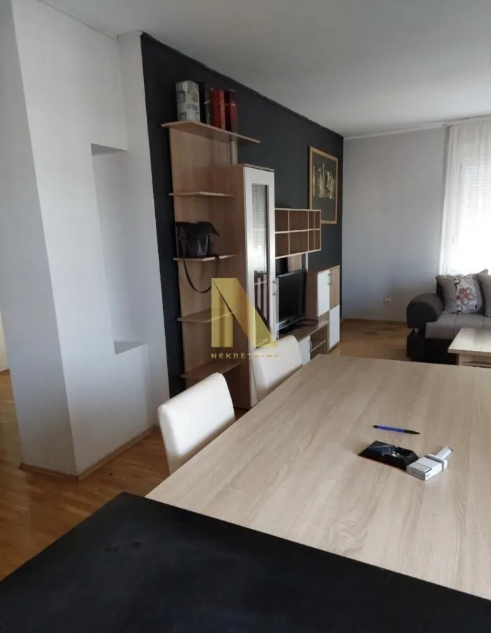 Prodaja, trosoban stan, 76m², Nova Detelinara, Novi Sad Sve Podlokacije