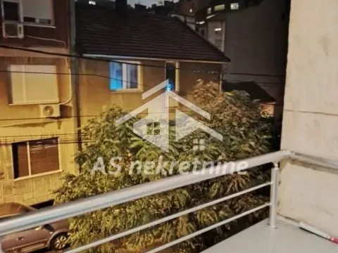 Izdavanje, dvosoban stan, 46m², Kalenić Pijaca, Vračar Sve Podlokacije - image 15