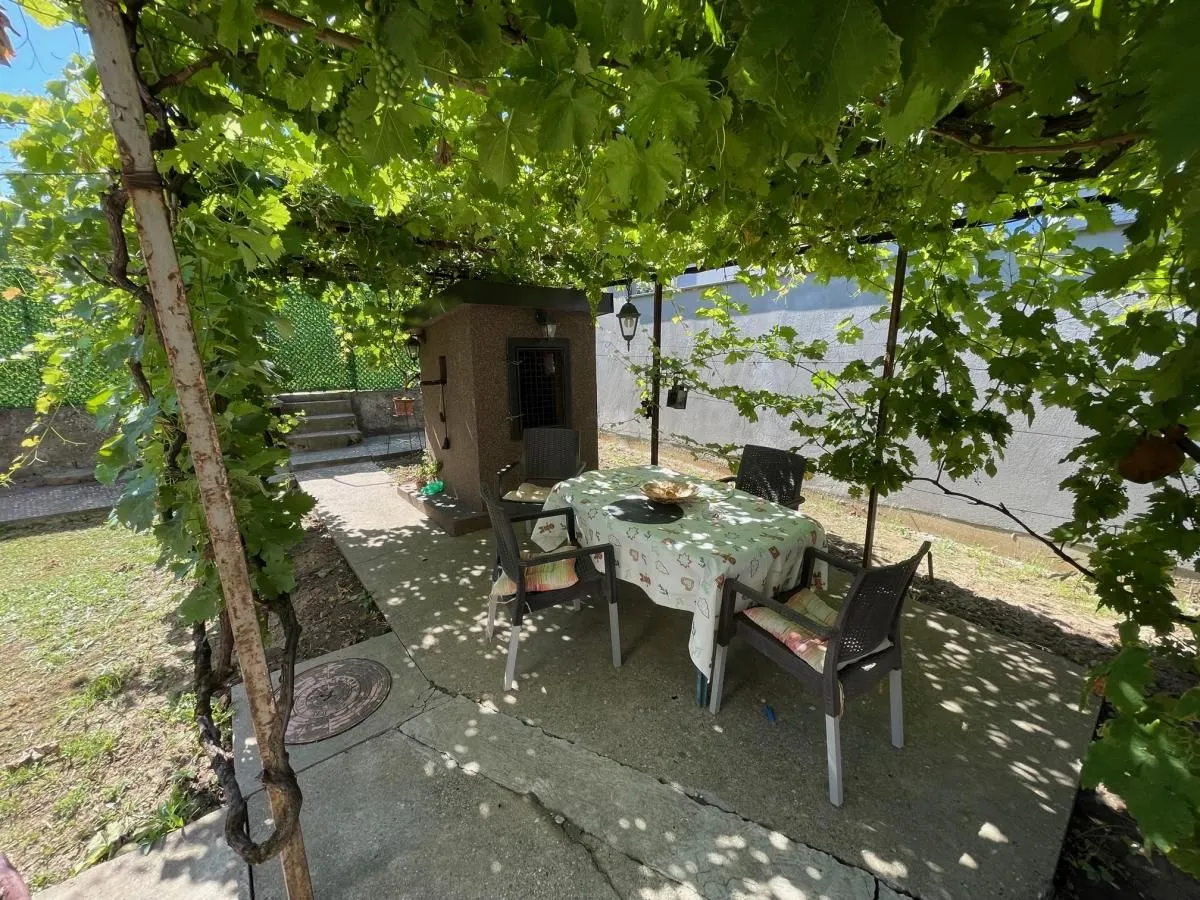 Izdavanje, kuća, 106m², Sremska Kamenica, Petrovaradin