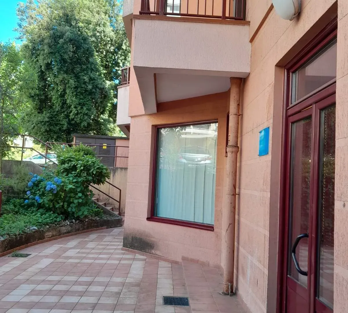 Izdavanje, poslovni prostor, 35m², Preko Morače, Podgorica