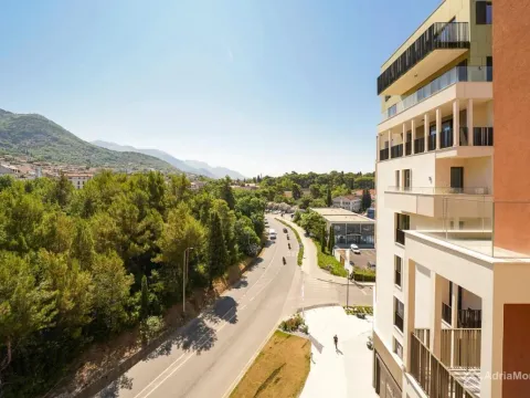 Sale, two bedroom apartment, 91m², Porto Montenegro, Tivat - image 10