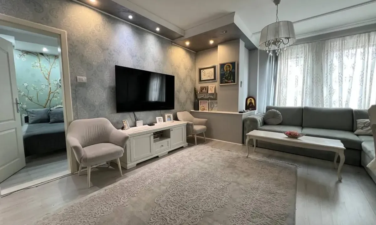 Sale, apartment, 70m², Socijalno, Novi Sad Sve Podlokacije