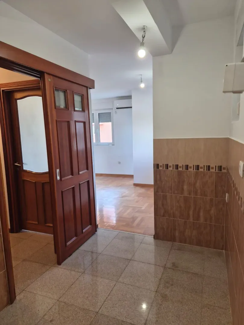 Prodaja, trosoban stan, 68m², Zabjelo, Podgorica