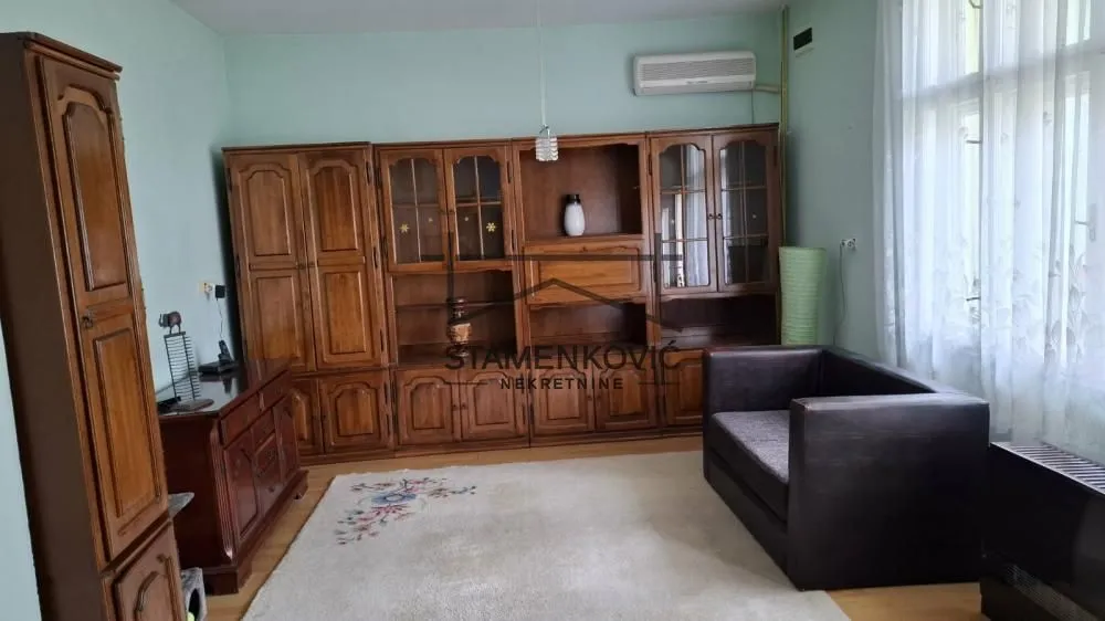 Prodaja, kuća, 300m², Temerin, Novi Sad