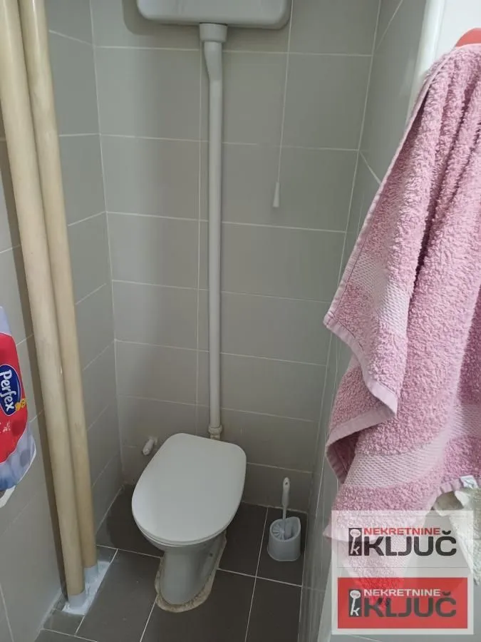 Prodaja, dvosoban stan, 48m², Grbavica, Novi Sad Sve Podlokacije