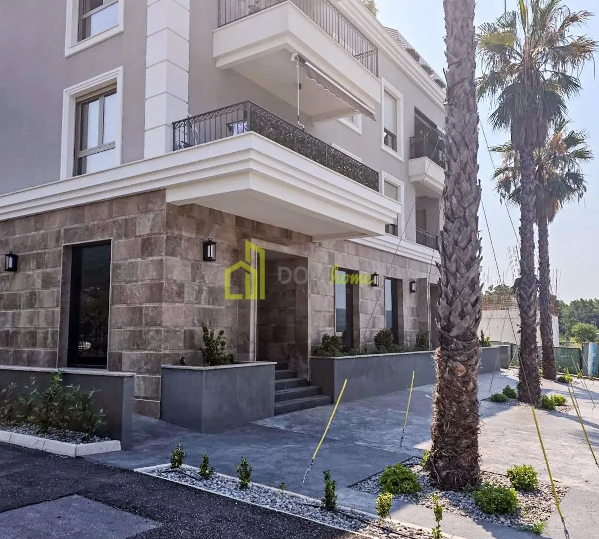 Prodaja, jednosoban stan, 70m², Tivat, Crna Gora