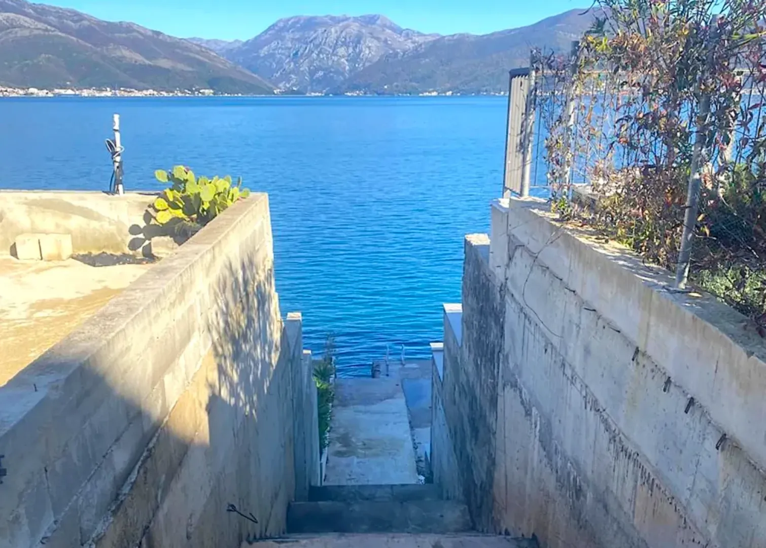 Prodaja, kuća, 105m², Krašići, Tivat