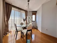 Izdavanje, trosoban stan, 110m², Momišići, Podgorica - image 4