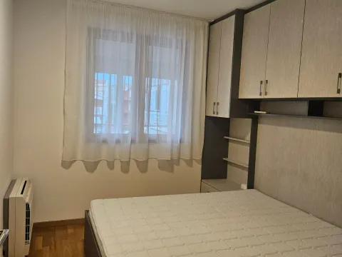 Izdavanje, jednosoban stan, 43m², Tološka šuma, Podgorica - image 6
