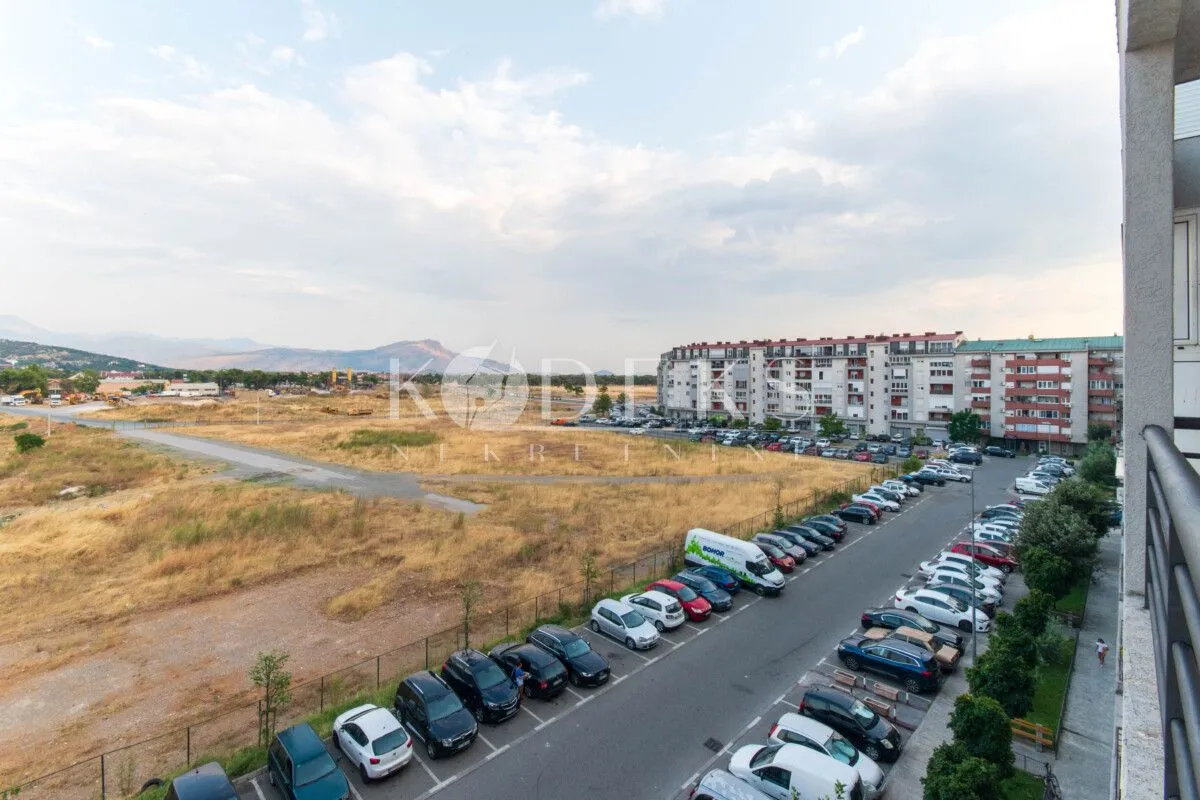 Rent, studio apartment, 30m², Stari Aerodrom, Podgorica