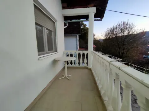 Prodaja, kuća, 181m², Sremska Kamenica, Petrovaradin - image 22