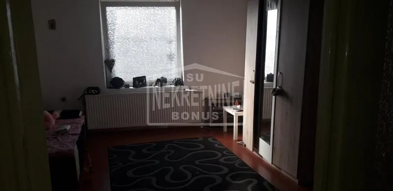 Prodaja, trosoban stan, 70m², Novo Selo, Subotica
