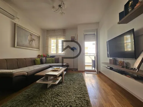 Rent, one bedroom apartment, 45m², City Kej, Podgorica - image 2