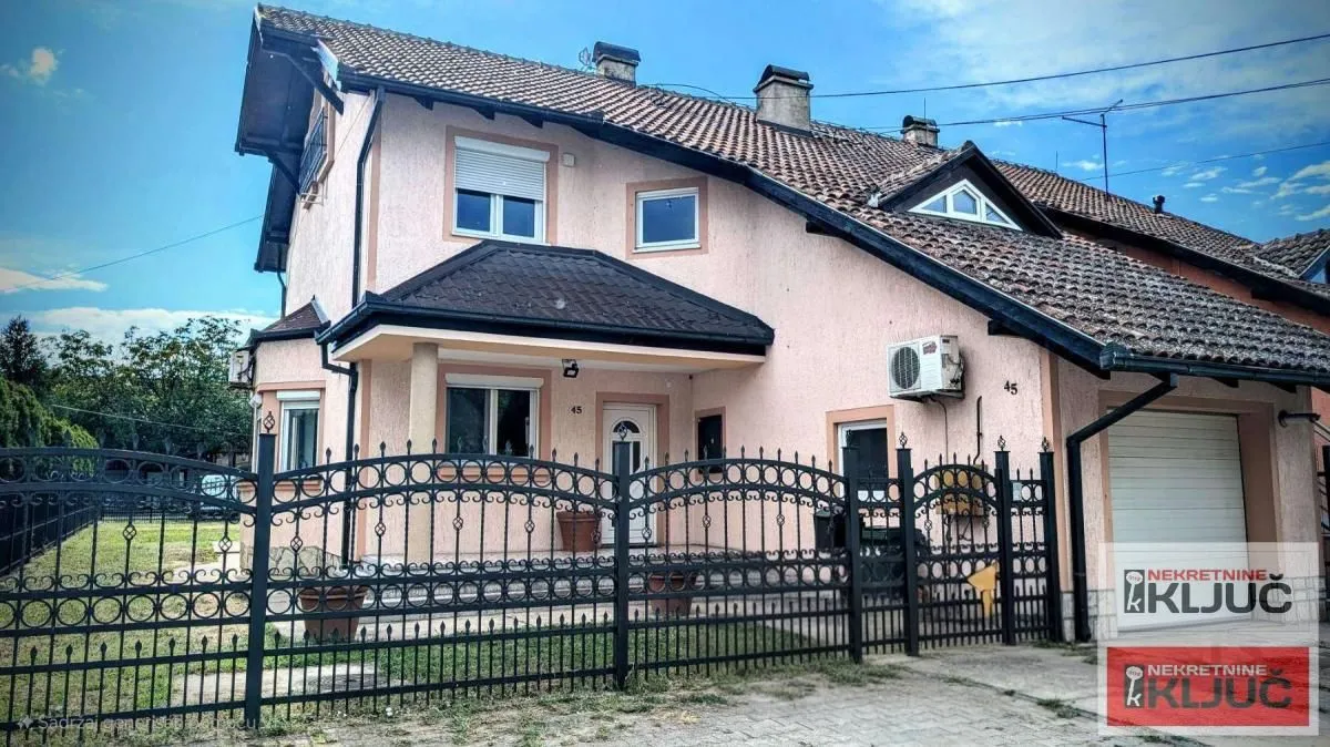 Izdavanje, kuća, 216m², Salajka, Novi Sad Sve Podlokacije