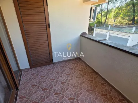 Rent, apartment, 300m², Gorica C, Podgorica - image 17