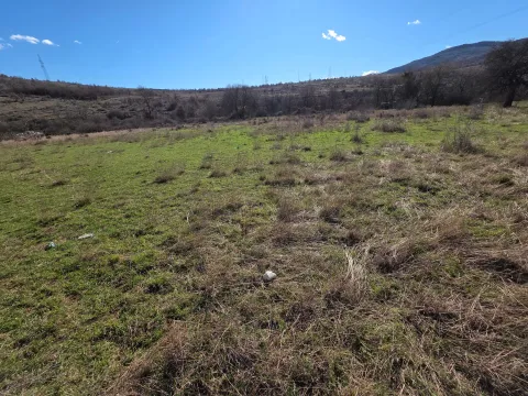 Zemljište in Donja Gorica