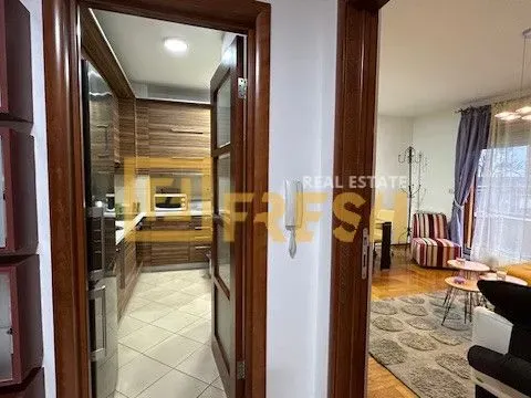 Izdavanje, dvosoban stan, 67m², Preko Morače, Podgorica - image 9