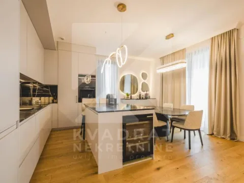 Prodaja, trosoban stan, 148m², Stara Varoš, Podgorica - image 7