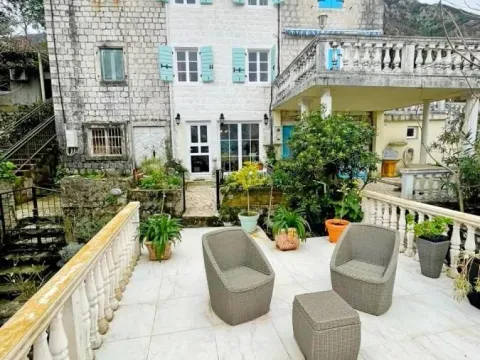 Prodaja, kuća, 120m², Prčanj, Kotor - image 12