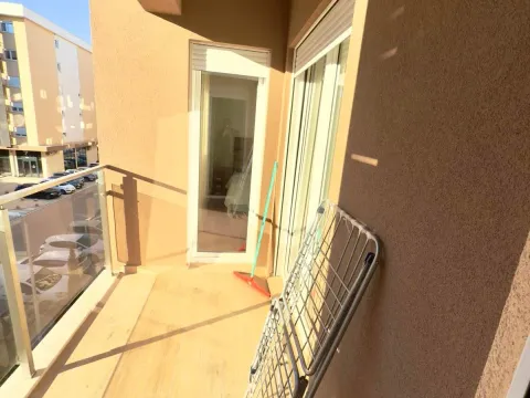 Izdavanje, dvosoban stan, 70m², City Kvart, Podgorica - image 12