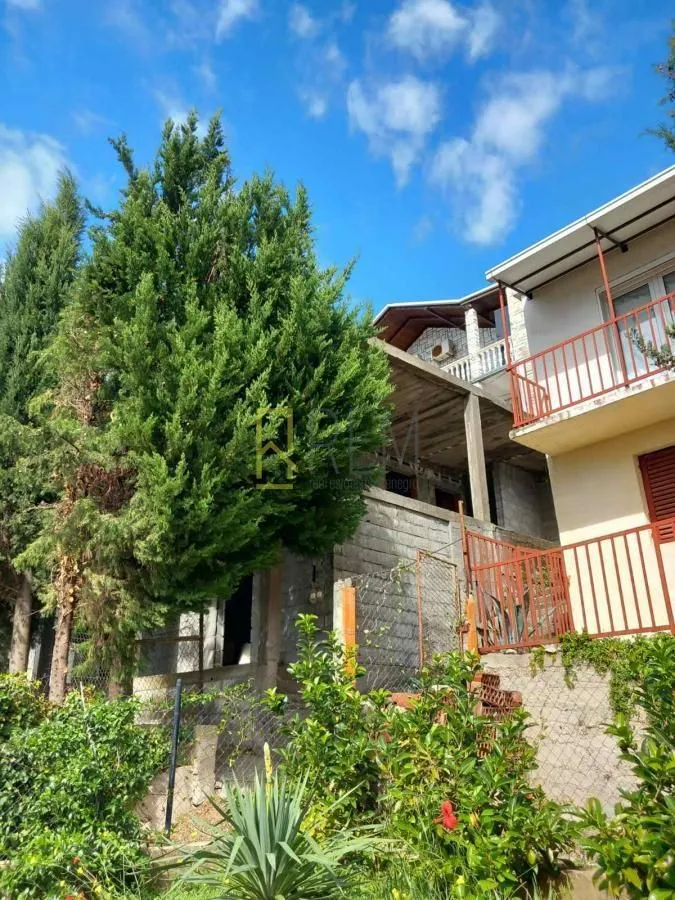 Sale, house, 200m², Kruče, Ulcinj