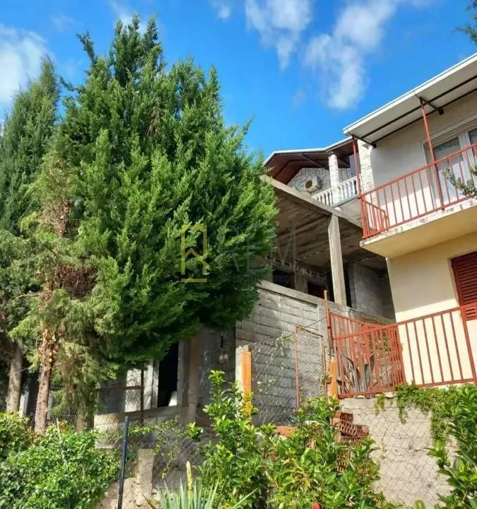 Sale, house, 200m², Kruče, Ulcinj