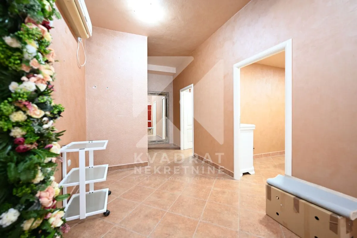 Sale, office space, 150m², Stari Aerodrom, Podgorica