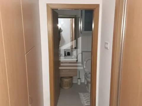 Rent, one bedroom apartment, 40m², Ljubović, Podgorica - image 7