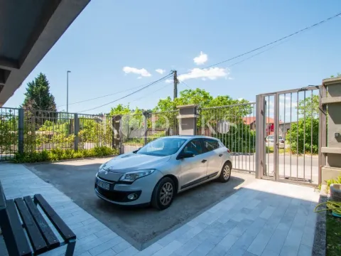 Izdavanje, garsonjera, 30m², Stara Varoš, Podgorica - image 9