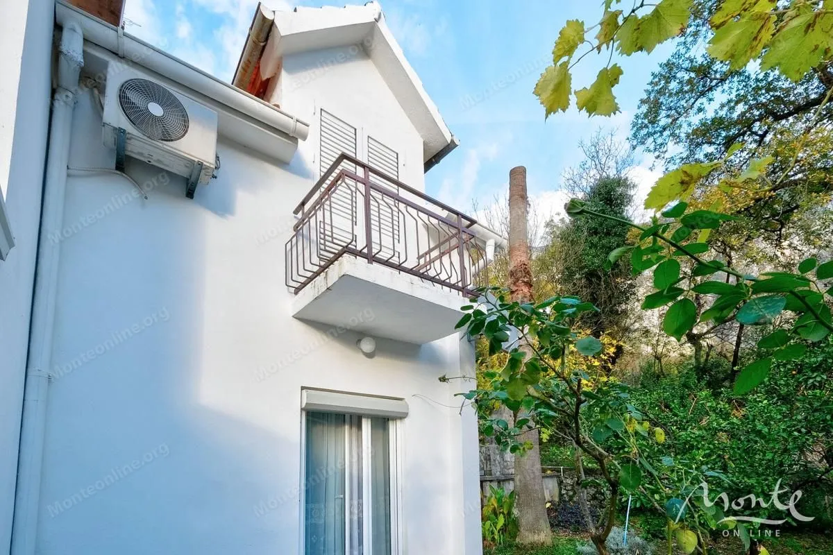 Prodaja, kuća, 67m², Orahovac, Kotor