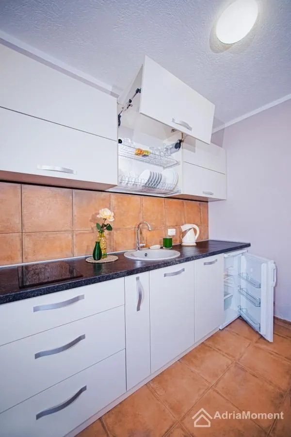 Sale, house, 300m², Krimovica, Kotor