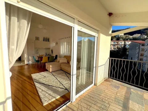 Izdavanje, dvosoban stan, 60m², Pržno, Budva - image 4