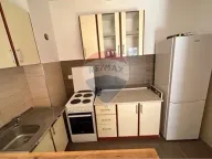 Izdavanje, jednosoban stan, 50m², City Kvart, Podgorica - image 3