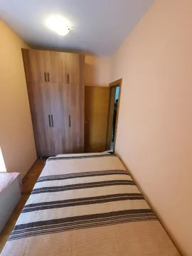 Izdavanje, jednosoban stan, 37m², Blok 6, Podgorica - image 5