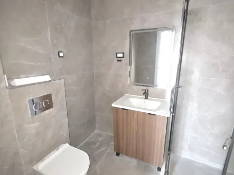 Prodaja, jednosoban stan, 46m², Tološi, Podgorica - image 6