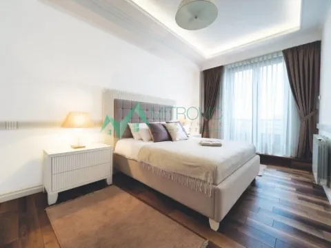 Izdavanje, petosoban stan, 397m², Bulevar Oslobodjenja, Novi Sad Sve Podlokacije - image 3