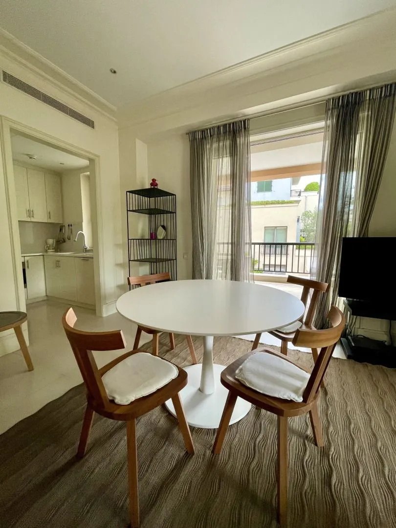 Rent, one bedroom apartment, 110m², Porto Montenegro, Tivat