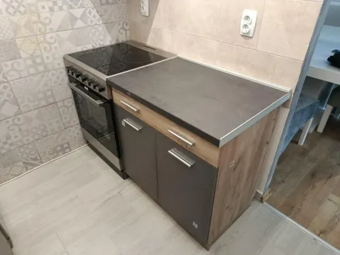 Izdavanje, trosoban stan, 75m², Vrežina, Niš - image 4